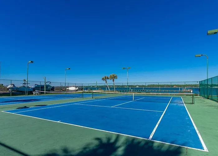 Apartment Surf & Racquet 201b *